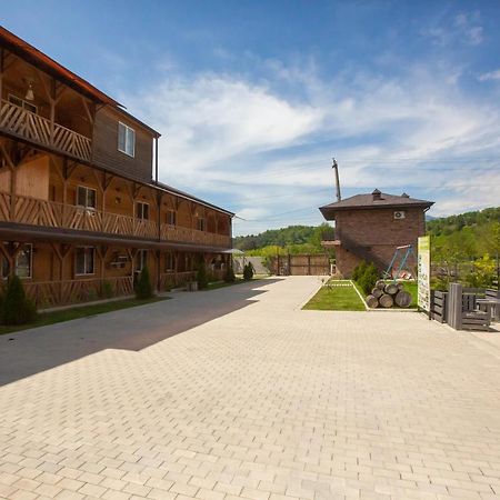 Gloriya Hotel Lidzava Exterior photo
