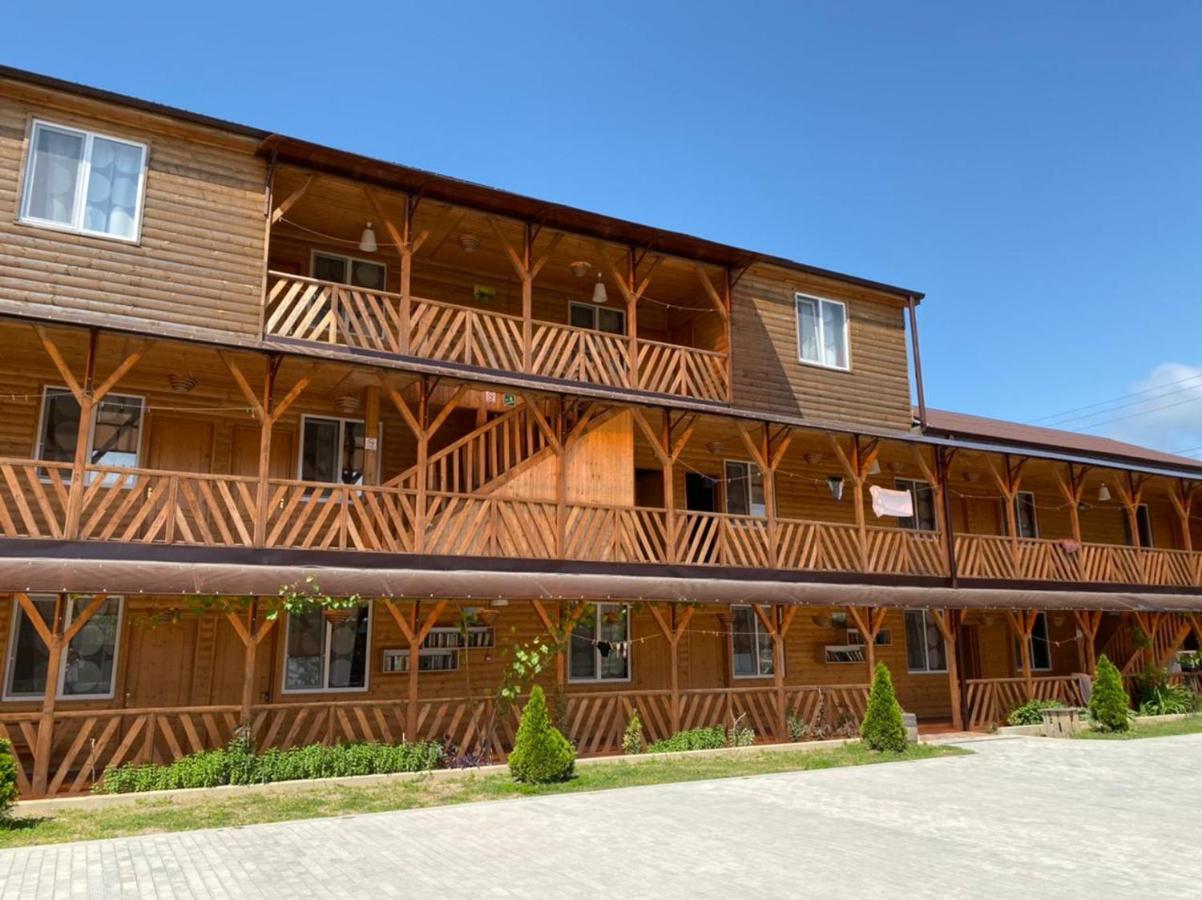 Gloriya Hotel Lidzava Exterior photo